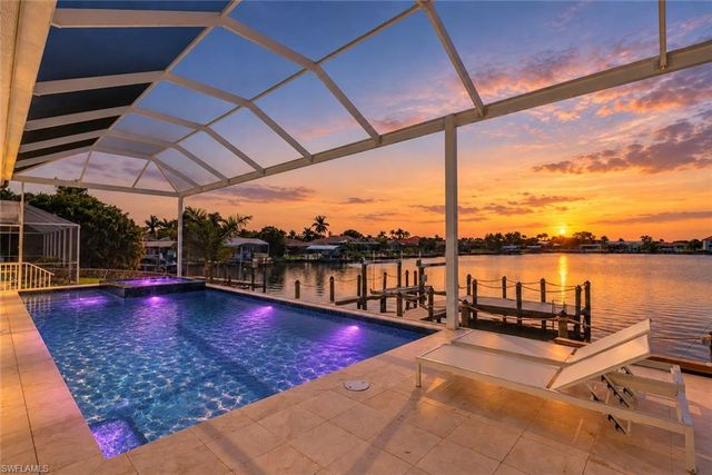 5020 Pelican BLVD, Cape Coral, FL 33914