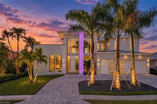 5020 Pelican BLVD, Cape Coral, FL 33914