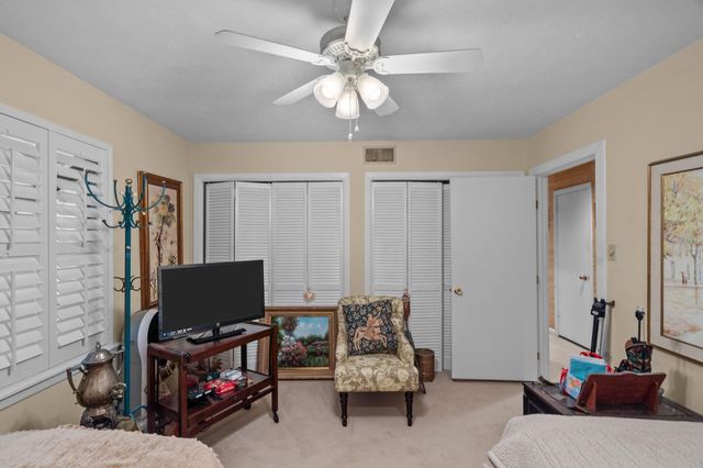 7510 W Briar Rose Drive, Houston, TX 77063