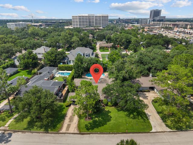 7510 W Briar Rose Drive, Houston, TX 77063