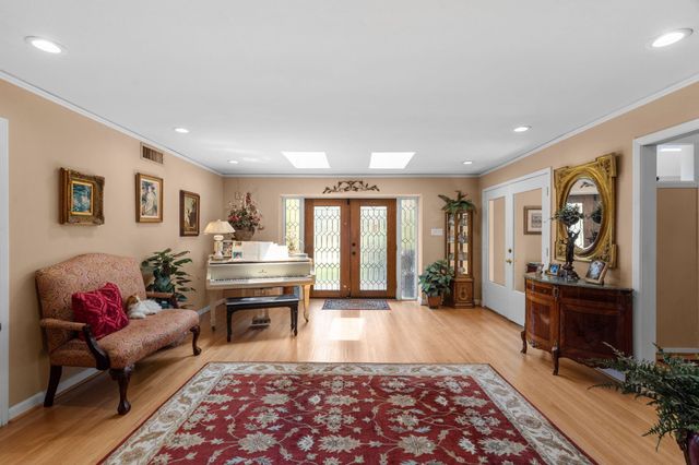 7510 W Briar Rose Drive, Houston, TX 77063