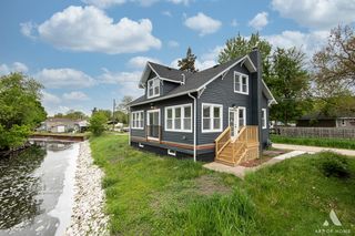 26415 W Beach Street, Antioch, IL 60002