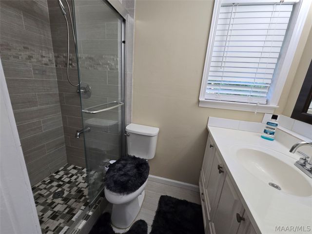 6520 Pinebrook Drive, Montgomery, AL 36117