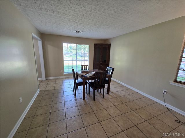 6520 Pinebrook Drive, Montgomery, AL 36117