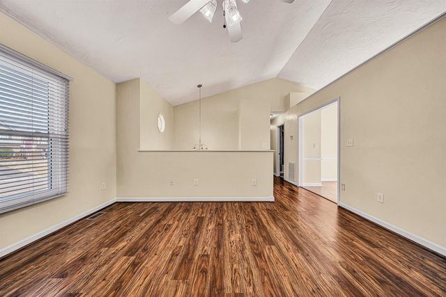 825 Harmon CIR, Roanoke, VA 24019