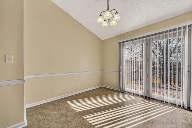 825 Harmon CIR, Roanoke, VA 24019