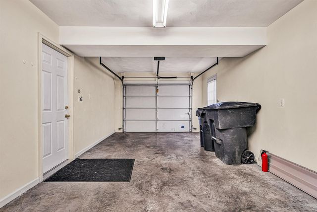 825 Harmon CIR, Roanoke, VA 24019