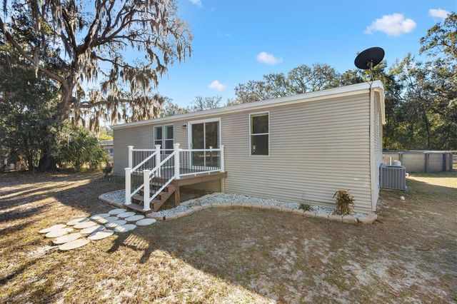 357 WALTERS PLACE, Fruitland Park, FL 34731
