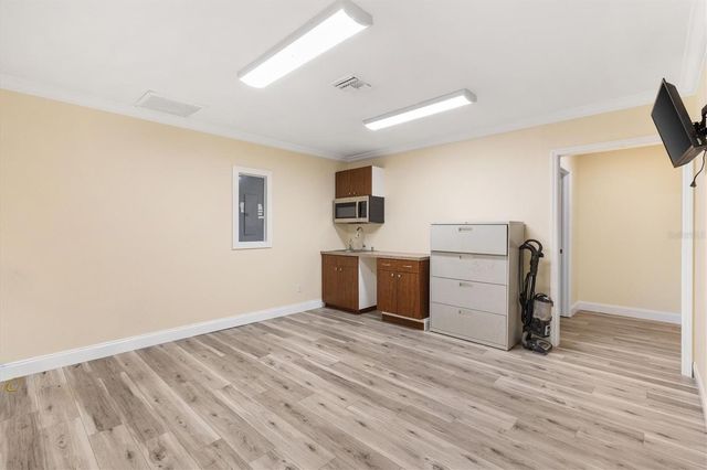 357 WALTERS PLACE, Fruitland Park, FL 34731