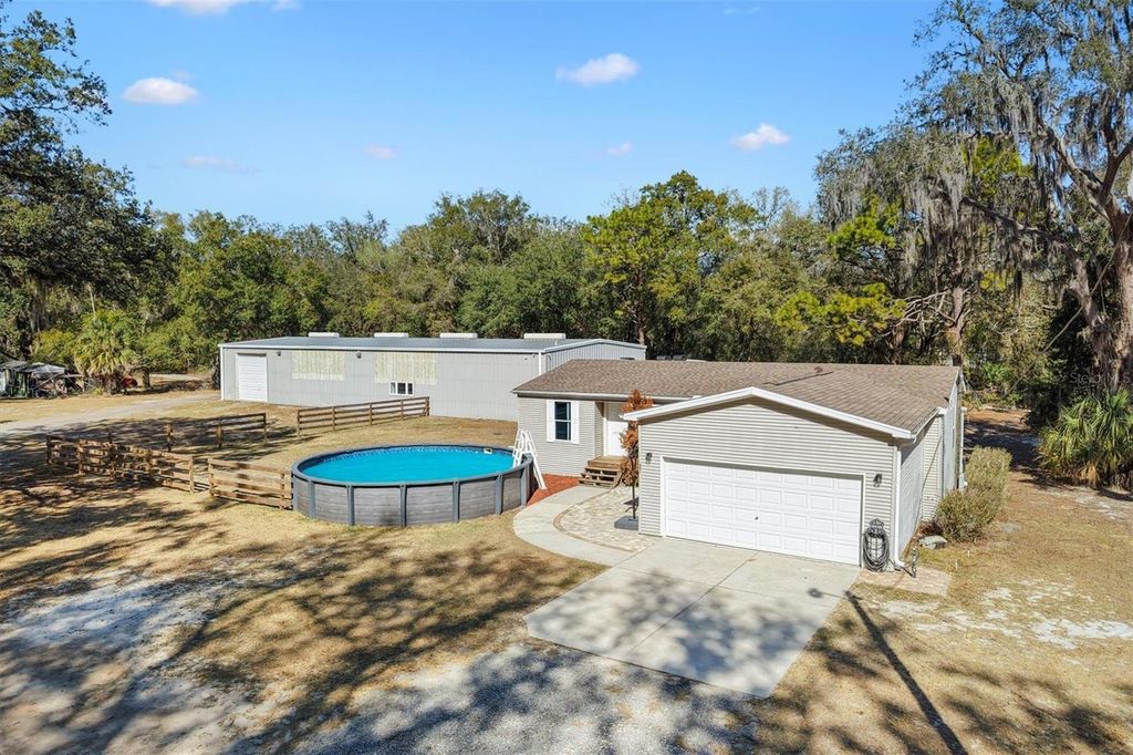 357 WALTERS PLACE, Fruitland Park, FL 34731
