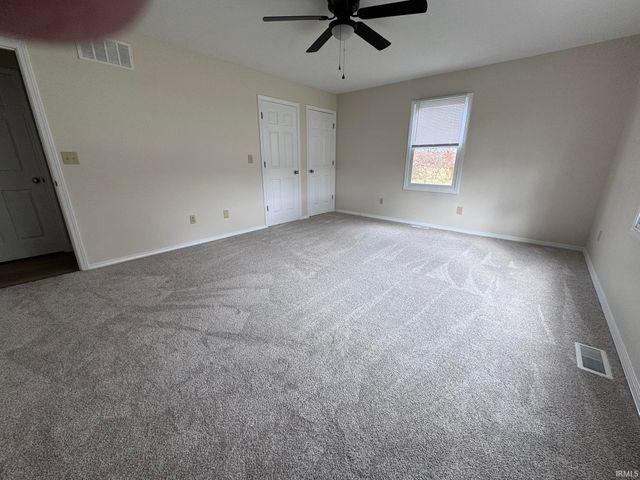 3663 White Road, Spencer, IN 47460