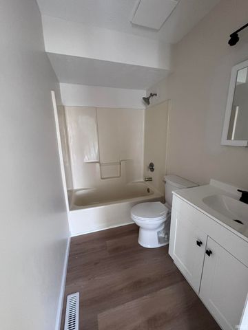 3663 White Road, Spencer, IN 47460