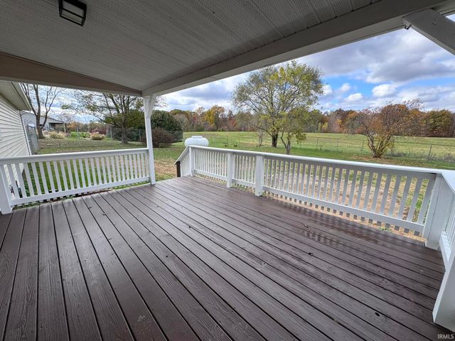 3663 White Road, Spencer, IN 47460