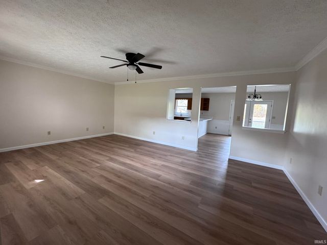 3663 White Road, Spencer, IN 47460