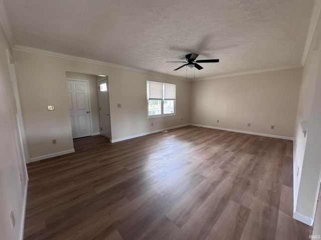 3663 White Road, Spencer, IN 47460