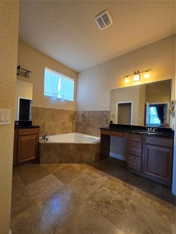 8942 SW 73RD LANE, Gainesville, FL 32608