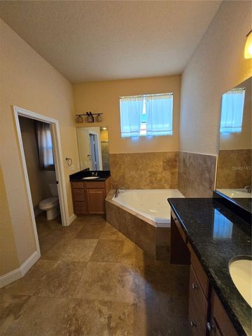 8942 SW 73RD LANE, Gainesville, FL 32608