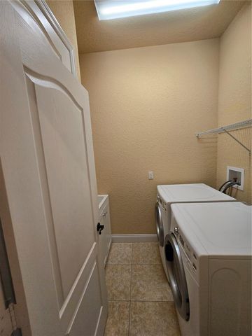 8942 SW 73RD LANE, Gainesville, FL 32608