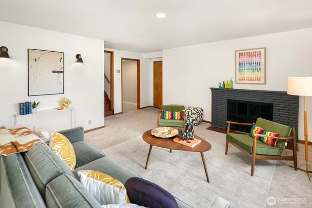 4006 26th Avenue W, Seattle, WA 98199