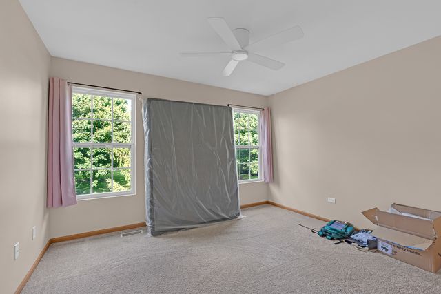 158 N Palmer Drive, Bolingbrook, IL 60490