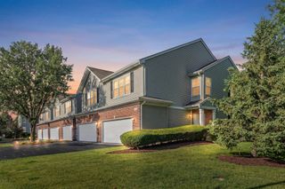 158 N Palmer Drive, Bolingbrook, IL 60490