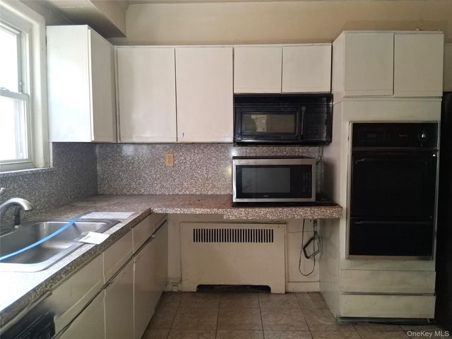 3247 Hone Avenue, Bronx, NY 10469