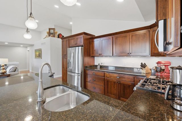 2816 Hazelnut Trail, Sun Prairie, WI 53590