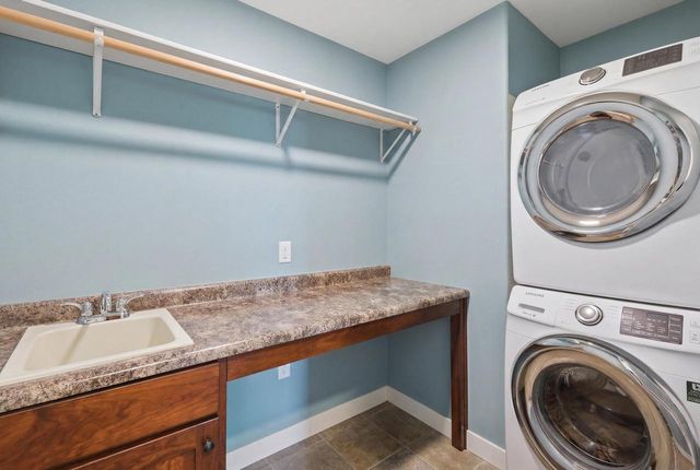 2816 Hazelnut Trail, Sun Prairie, WI 53590
