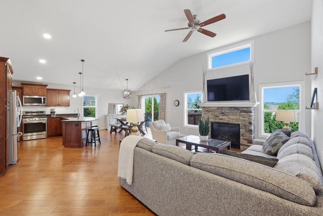 2816 Hazelnut Trail, Sun Prairie, WI 53590