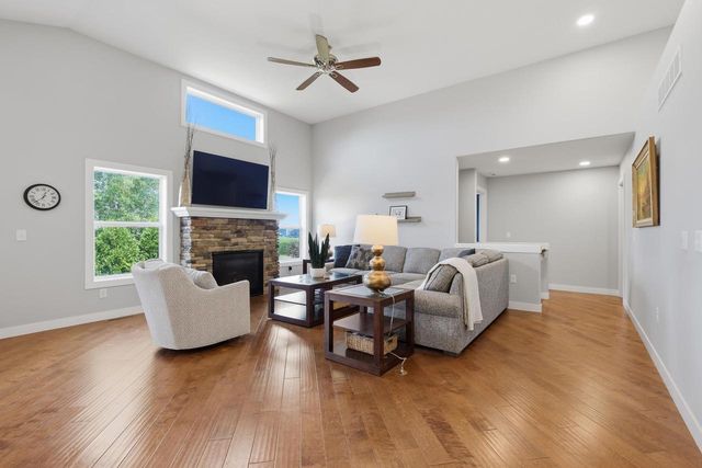 2816 Hazelnut Trail, Sun Prairie, WI 53590