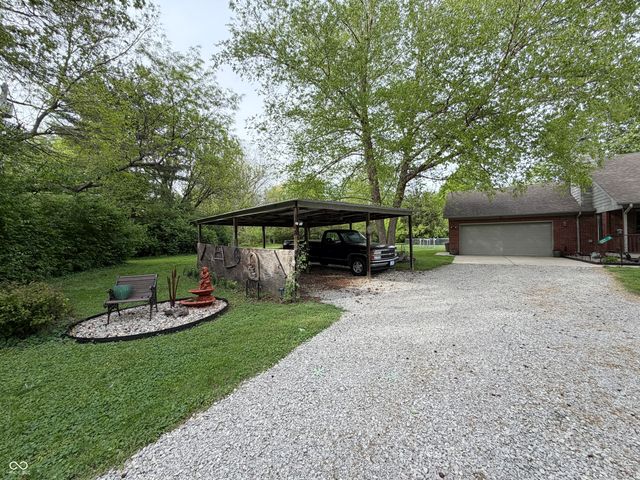 9236 Crawfordsville Road, Indianapolis, IN 46234