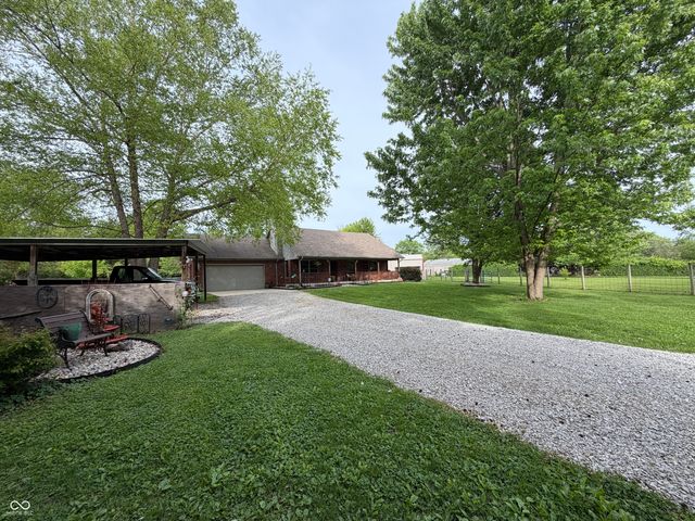 9236 Crawfordsville Road, Indianapolis, IN 46234