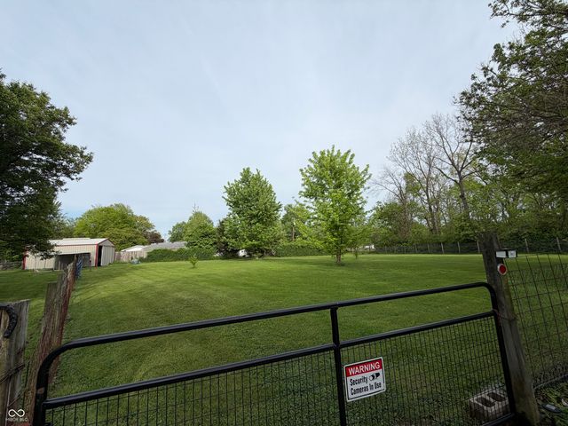 9236 Crawfordsville Road, Indianapolis, IN 46234