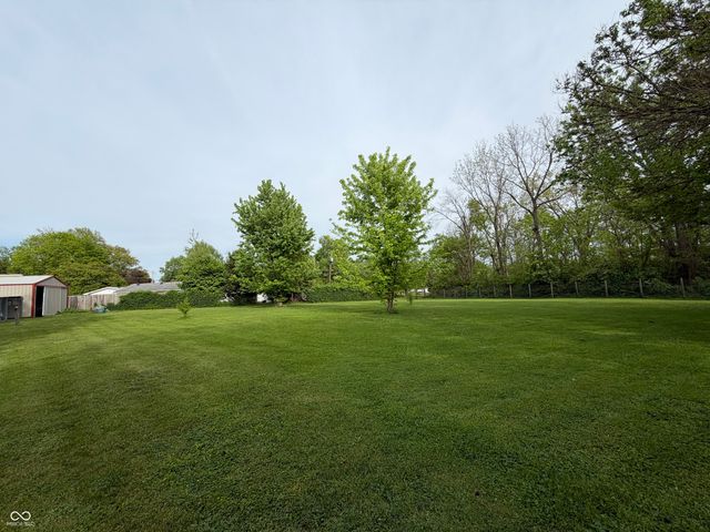 9236 Crawfordsville Road, Indianapolis, IN 46234