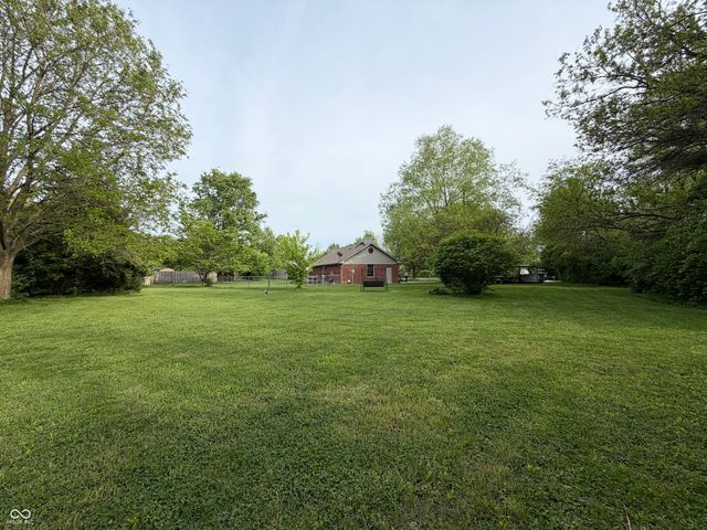 9236 Crawfordsville Road, Indianapolis, IN 46234