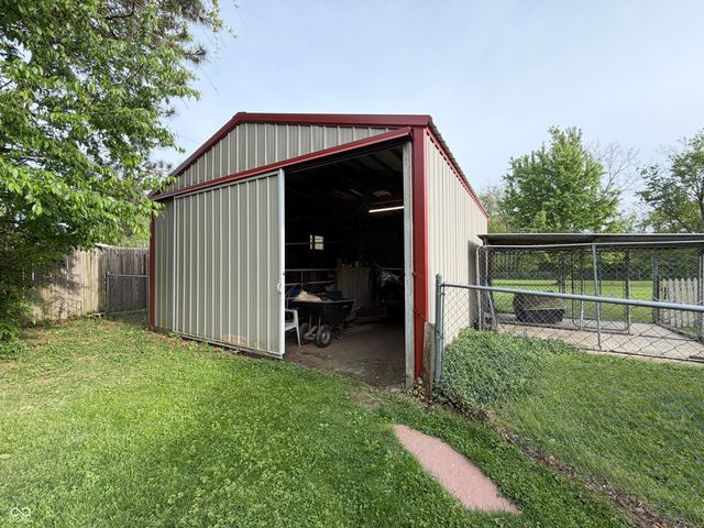 9236 Crawfordsville Road, Indianapolis, IN 46234