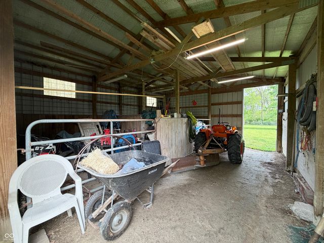 9236 Crawfordsville Road, Indianapolis, IN 46234