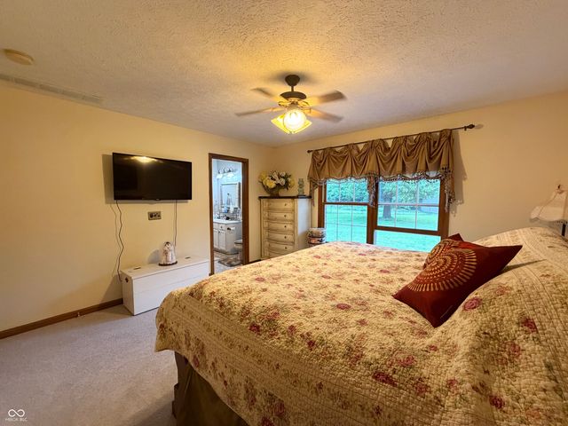 9236 Crawfordsville Road, Indianapolis, IN 46234