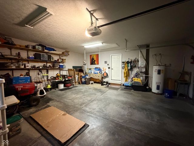 9236 Crawfordsville Road, Indianapolis, IN 46234