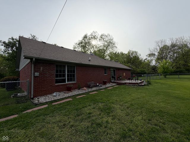 9236 Crawfordsville Road, Indianapolis, IN 46234