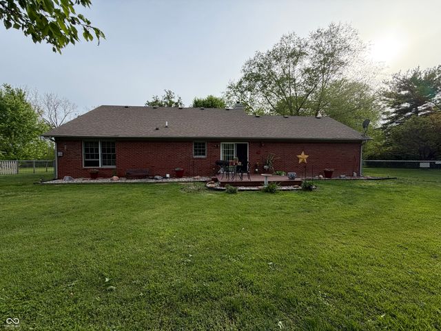 9236 Crawfordsville Road, Indianapolis, IN 46234