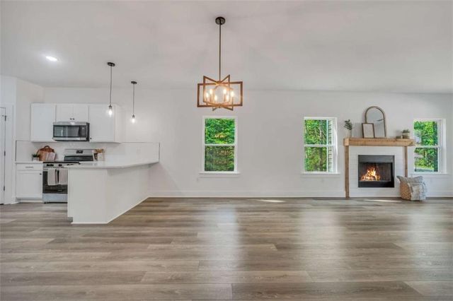 65 Lakeside Dr, Covington, GA 30016