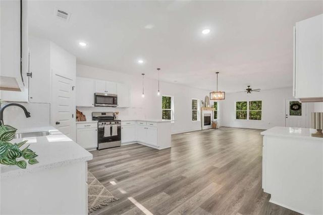 65 Lakeside Dr, Covington, GA 30016