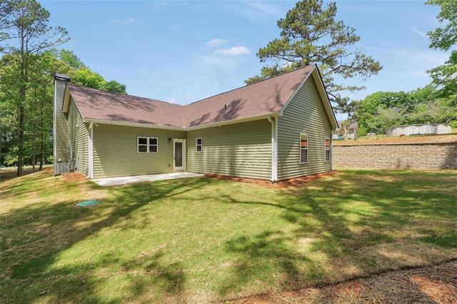 65 Lakeside Dr, Covington, GA 30016