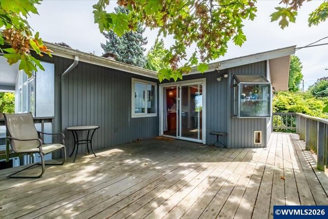 1818 NW Broadway St, Albany, OR 97321