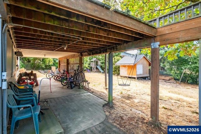 1818 NW Broadway St, Albany, OR 97321