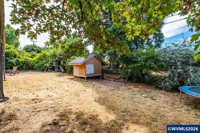 1818 NW Broadway St, Albany, OR 97321