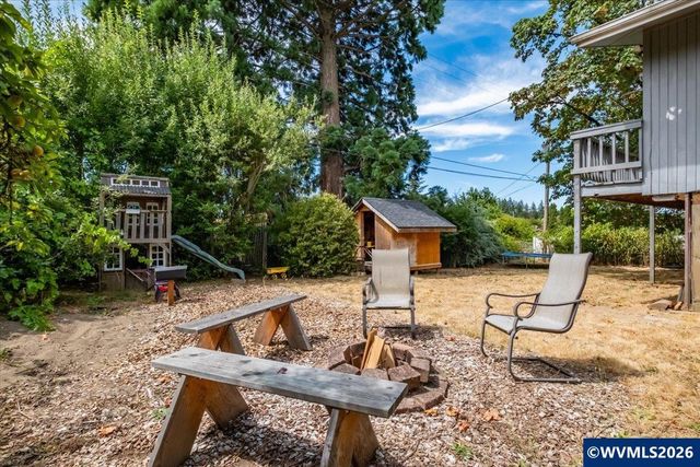 1818 NW Broadway St, Albany, OR 97321