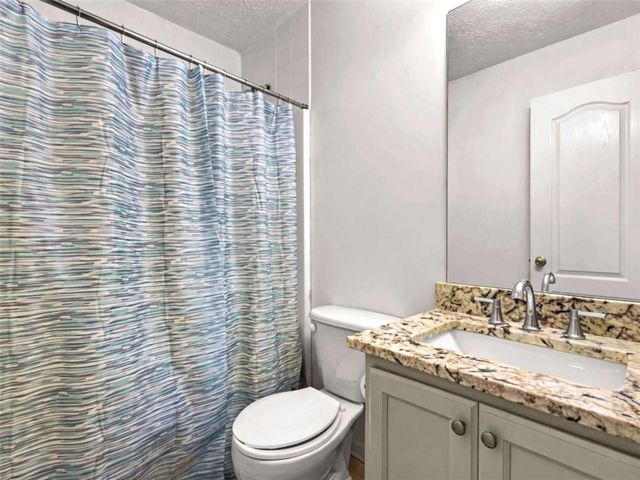 5075 Towne Park Drive, Mcdonough, GA 30252
