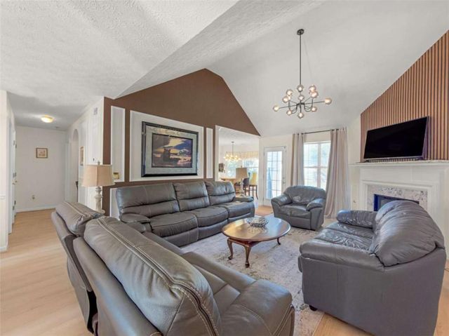 5075 Towne Park Drive, Mcdonough, GA 30252